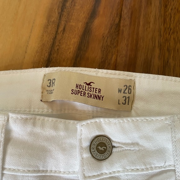 White Hollister Jeans Size 3R - Picture 3 of 4